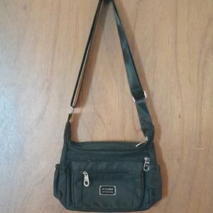 Soyater Black Shoulder Bag